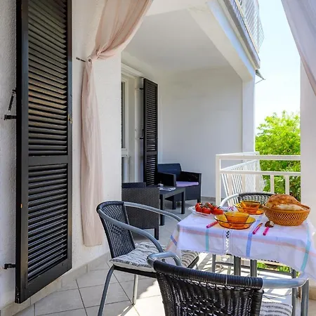 Apartment Apartman Beti